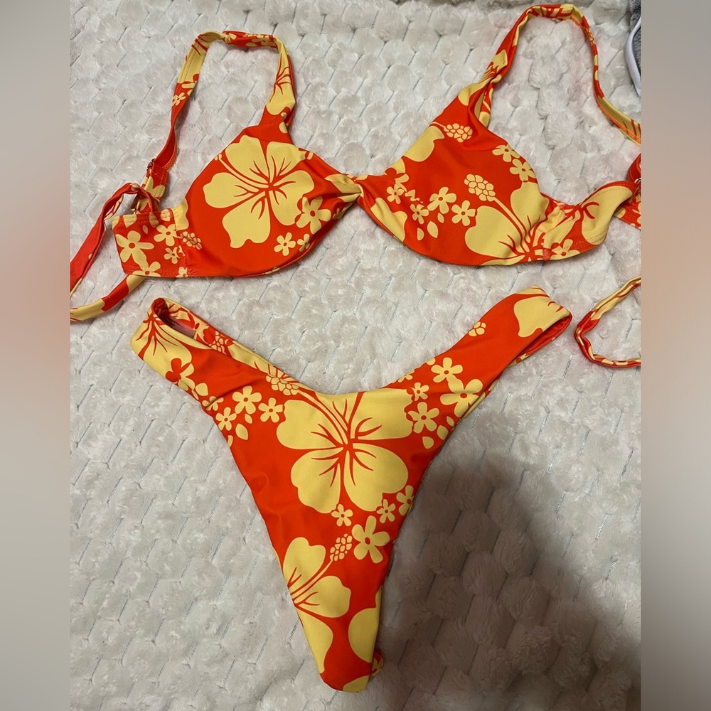 Floral bikini